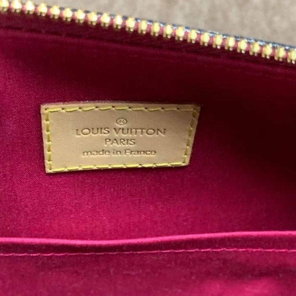 LV Montana Handbag - Picture 11 of 13